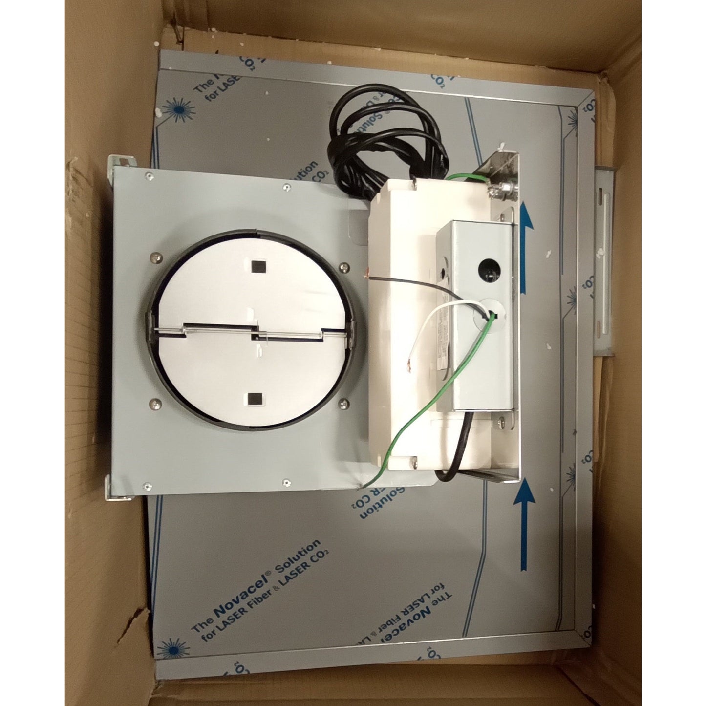 LG studio 30 wall mount chimney hood M#LSHD3080ST 600cfm