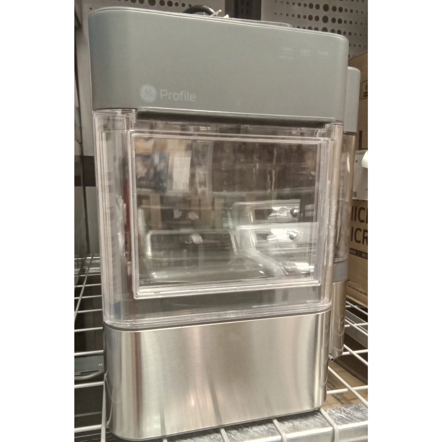 GE ICE MAKER